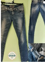 Jeans Tiro Alto Azul Claro Vintage